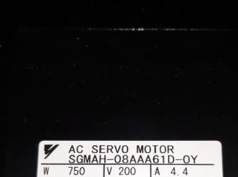 AC servomotor OMRON typ SGMAH- 08AAA61D-0Y