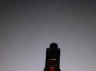 Fotoelektrický přibližovací spínač Baumer s potlačením pozadí FHDK 10G5120 / S35A