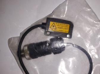 BALLUFF BOS 6K-PU-1LHA-SA1-C-02  optické čidlo