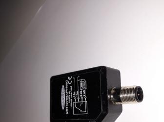 Banner QMT42VN6AFV400Q