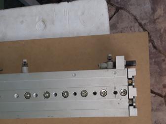 Pneumatický válec SMC typ MXS25-150