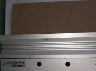 Pneumatický válec SMC typ MXS25-150